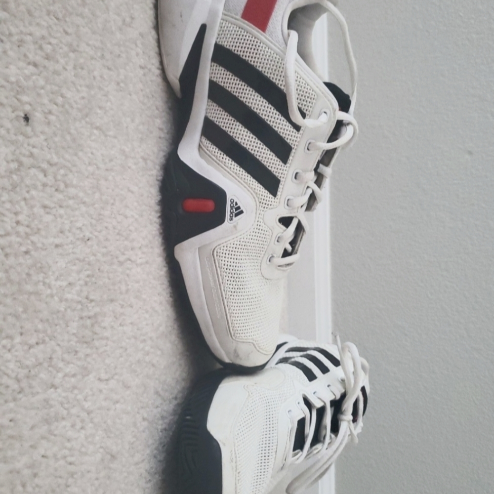 Adidas tennis shoes